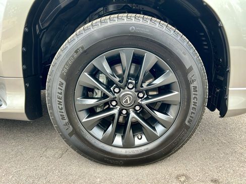 Used 2022 Lexus GX 460 Premium image 11