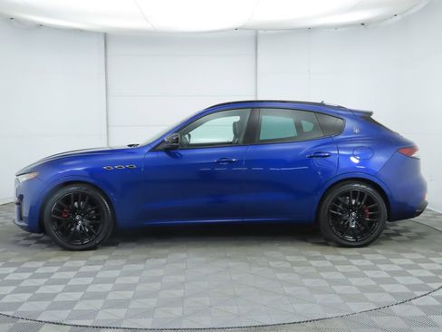 Used 2021 Maserati Levante image 8