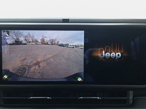 New 2026 Jeep Gladiator Sport AWD/4WD image 22
