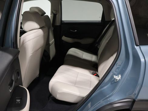 Used 2025 Honda HR-V EX-L image 18