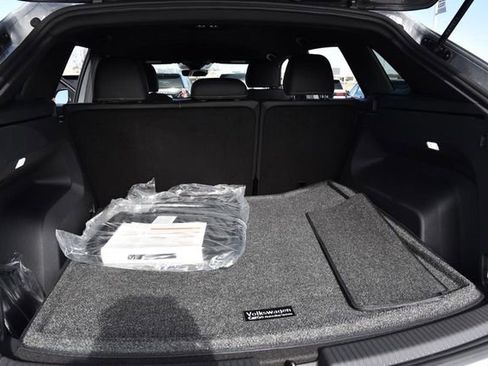 New 2026 Volkswagen Atlas Cross Sport SE image 23