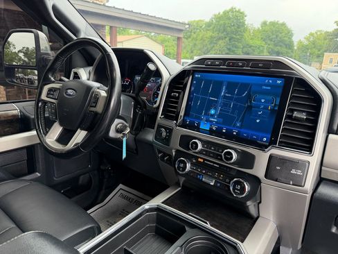 Used 2022 Ford F250 Lariat w/ Chrome Package AWD/4WD image 13