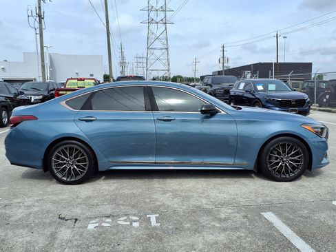 Used 2018 Genesis G80 3.3T Sport RWD image 9