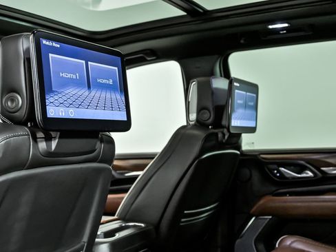 Used 2023 GMC Yukon XL Denali Ultimate image 16