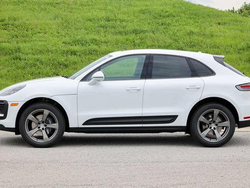 New 2026 Porsche Macan AWD/4WD image 2