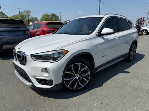 Used 2017 BMW X1 xDrive28i image 1