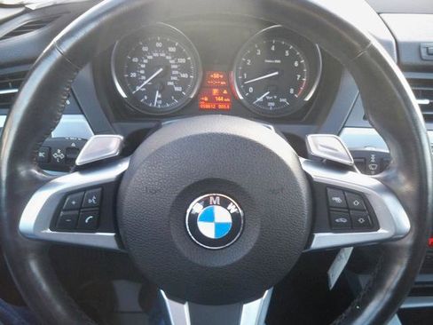 Used 2011 BMW Z4 sDrive35i image 8