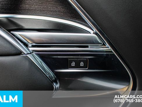 Used 2024 Land Rover Range Rover SE image 41