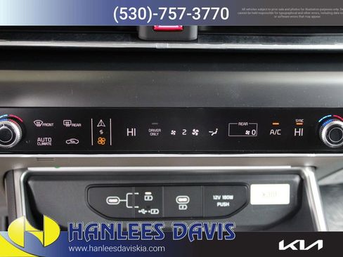 New 2026 Kia Carnival LXS image 24