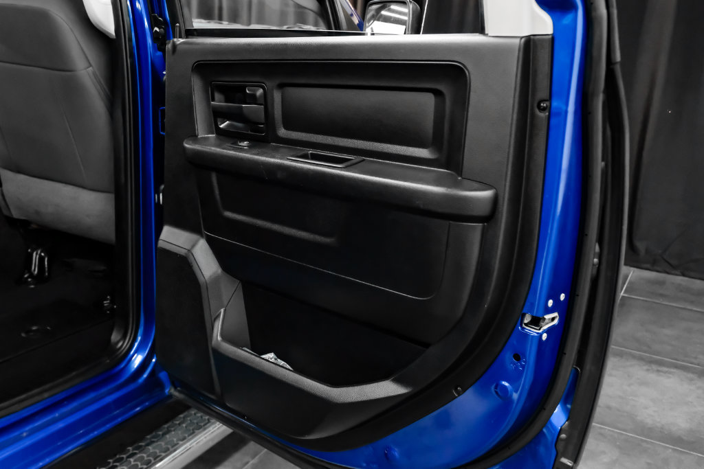 Used 2019 RAM 1500 Express w/ Express Value Package AWD/4WD image 48