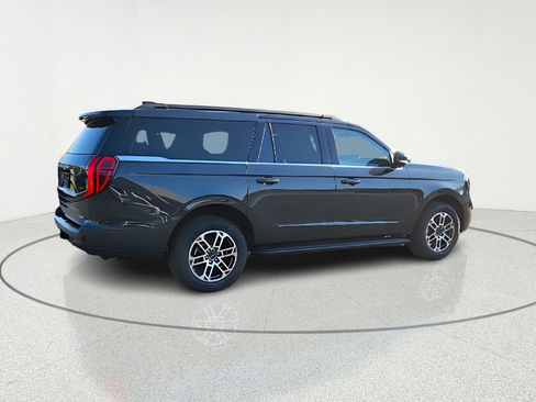 New 2026 Ford Expedition Max Active AWD/4WD image 9