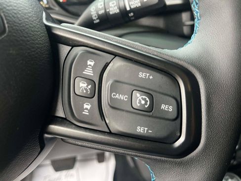Used 2024 Jeep Wrangler Unlimited Rubicon 4xe AWD/4WD image 25