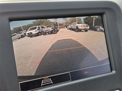 Certified 2023 Chevrolet Equinox LT image 33