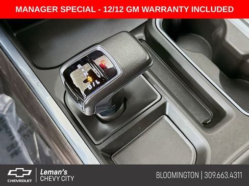 Used 2022 Chevrolet Silverado 1500 LTZ w/ Z71 Off-Road Package image 18