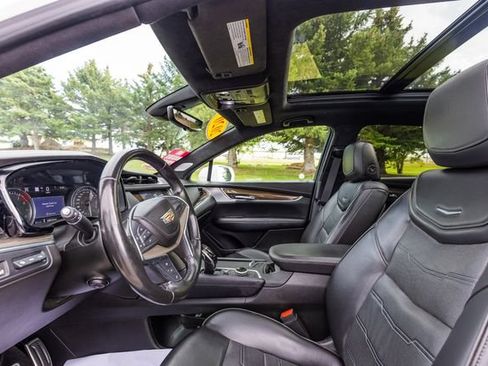 Used 2020 Cadillac XT5 Sportv w/ Platinum Package AWD/4WD image 10