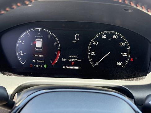 Certified 2025 Honda HR-V Sport image 31