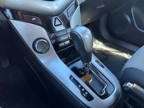 Used 2016 Chevrolet Cruze LS image 34