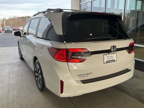 New 2026 Honda Odyssey EX-L image 23