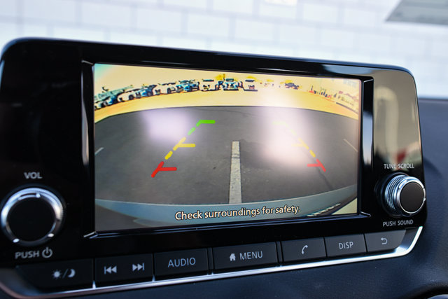 Used 2025 Nissan Sentra S FWD image 32
