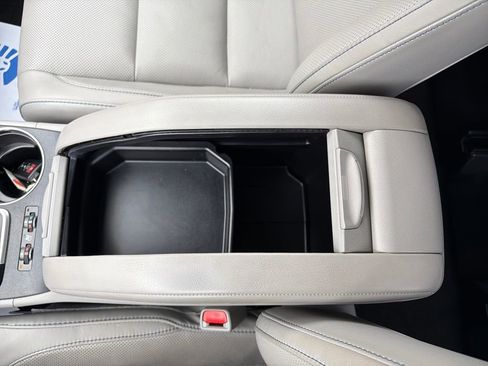 Used 2018 Toyota Highlander Limited image 36