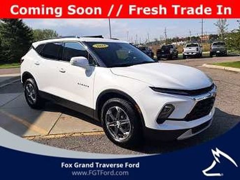 Used 2023 Chevrolet Blazer LT w/ Convenience Package AWD/4WD image 1