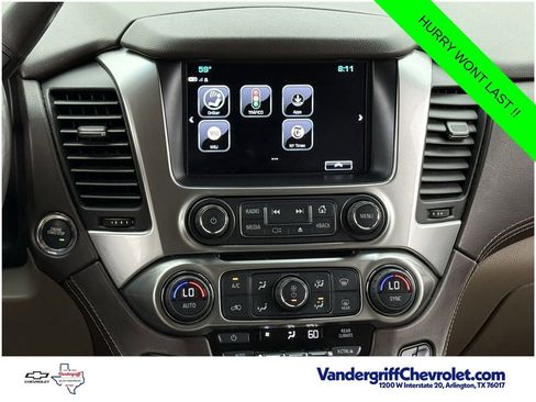 Used 2017 Chevrolet Suburban LT RWD image 12