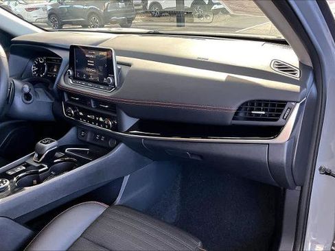 Certified 2025 Nissan Rogue SV w/ Rock Creek Premium Package image 17