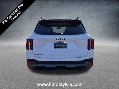Certified 2025 Kia Sorento X-Line EX image 9