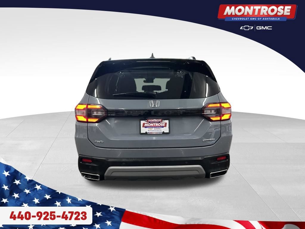 Used 2023 Honda Pilot Touring image 4