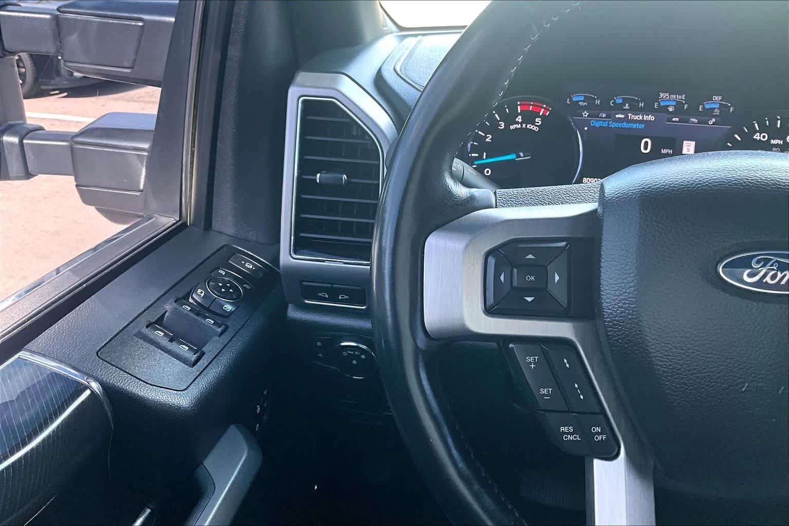 Used 2022 Ford F250 Platinum w/ FX4 Off-Road Package AWD/4WD image 22