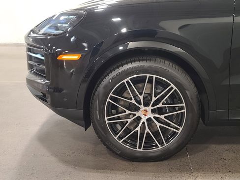 New 2026 Porsche Cayenne image 35