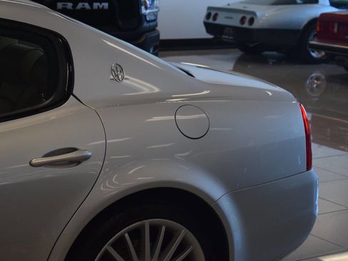Used 2011 Maserati Quattroporte S RWD image 22