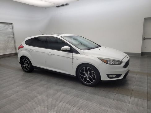 Used 2018 Ford Focus SEL FWD image 11