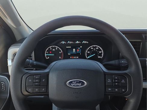 New 2026 Ford F250 XLT w/ FX4 Off-Road Package image 19