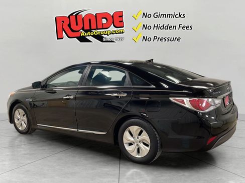 Used 2014 Hyundai Sonata Hybrid image 3