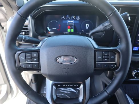 New 2026 Ford F250 Platinum AWD/4WD image 3