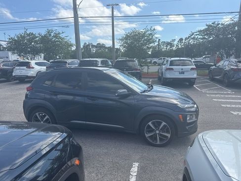 Used 2020 Hyundai Kona Limited FWD image 9