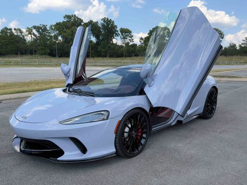 Used 2020 McLaren GT RWD image 2