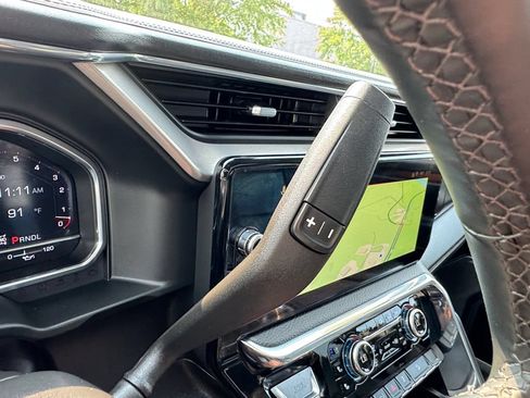 Used 2025 GMC Sierra 2500 Denali w/ Denali Reserve Package AWD/4WD image 34