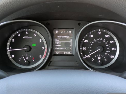 Used 2017 Hyundai Santa Fe Sport image 21