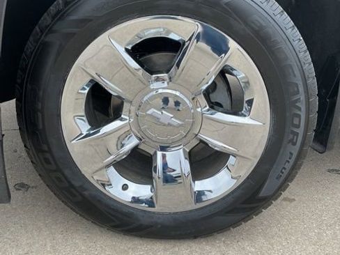 Used 2016 Chevrolet Tahoe LTZ image 12