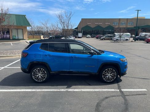 Used 2024 Jeep Compass Limited w/ Elite Group image 4