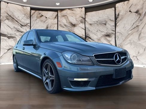 Used 2012 Mercedes-Benz C 63 AMG Sedan image 3