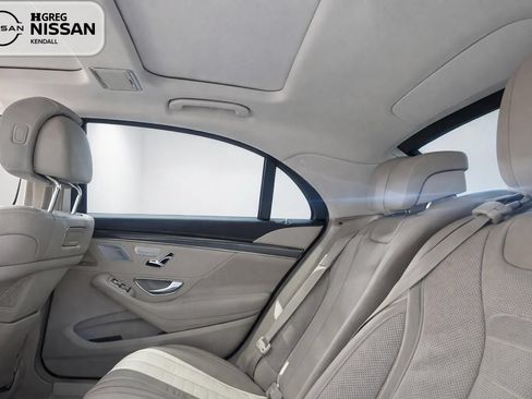 Used 2019 Mercedes-Benz S 560 4MATIC Sedan image 15