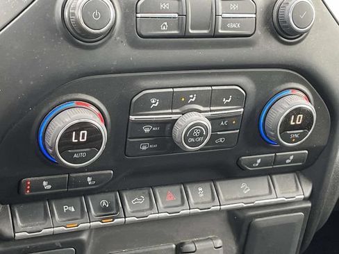 Certified 2022 Chevrolet Silverado 1500 LT AWD/4WD image 27