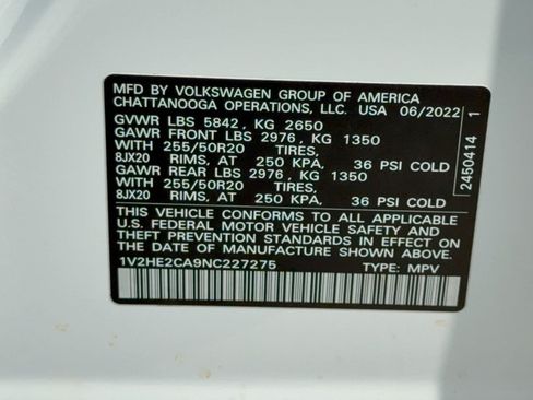 Used 2022 Volkswagen Atlas Cross Sport SE AWD/4WD image 31