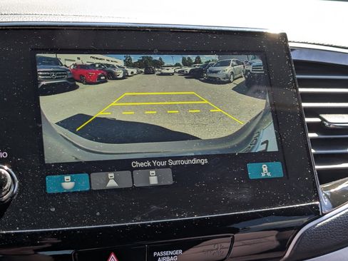 Used 2022 Honda Pilot Sport image 26