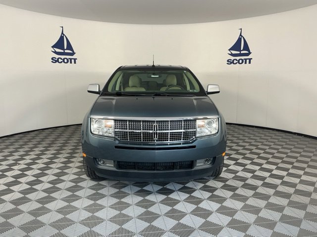 Used 2010 Lincoln MKX 2WD image 2