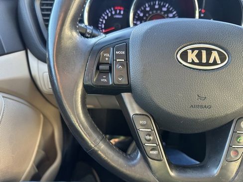 Used 2011 Kia Optima EX image 19