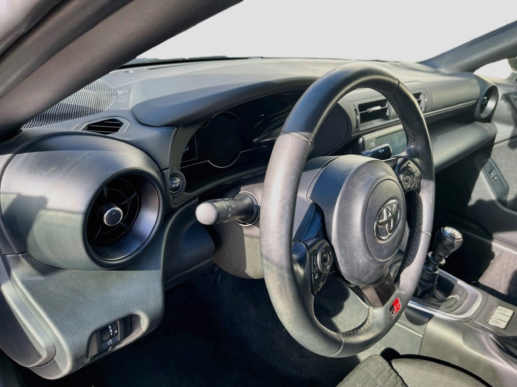 Used 2024 Toyota GR86 RWD image 9